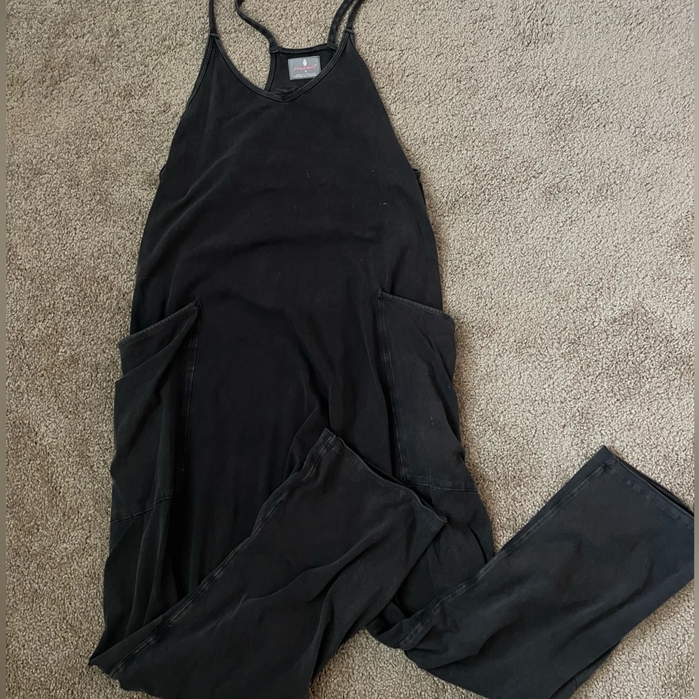 FREE PEOPLE HOT SHOT ONESIE BLACK